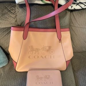 Coach purse and matching wallet